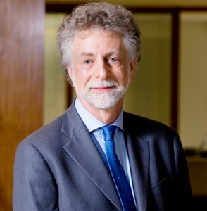 Jayme Brasil Garfinkel SEGUROS - CCS-SP RECEBERÁ MARCELO SEBASTIÃO e JAYME BRASIL GARFINKEL EM ALMOÇO Jayme Brasil Garfinkel - Presidente do Conselho Administrativo da Porto Seguro