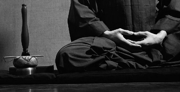 Zazen maos A VIOLÊNCIA NO MUNDO E NAS GRANDES METRÓPOLOES LHE PREOCUPA? TENTE FAZER COMO O MESTRE ZEN - FUJA PRA DENTRO! O MESTRE ZEN E O TERREMOTO