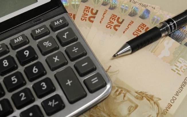 IR 2 IMPOSTO DE RENDA - MUDANÇAS EM 2016 PODEM RETER MAIS CONTRIBUINTES NA MALHA FINA A estimativa é que 28,5 milhões de contribuintes entreguem a declaração entre os dias 1º de março e 29 de abril - Principal mudança será aplicada aos profissionais de saúde, odontologia e advocacia, que terão que indicar CPFs.