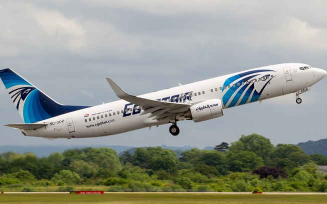 Avião ACIDENTE AÉREO - AIRBUS CONFIRMA PERDA DO VOO MS-804 DA EGYPTAIR A empresa confirmou a perda do avião em sua página oficial na internet, sem dizer o que pode ter provocado o sumiço. O último contato da aeronave com os radares foi em Atenas, na Grécia; nenhum alerta foi emitido.