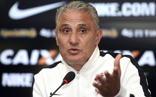 Tite 1 ESPORTE - TITE ACEITA O CONVITE DA CBF E ASSUME SELEÇÃO BRASILEIRA NO LUGAR DE DUNGA Tite é o novo técnico da seleção brasileira- Ele aceitou o convite da CBF e assume a seleção no lugar de Dunga - A confirmação do acerto de Tite veio através do presidente do Corinthians, Roberto de Andrade, que se mostrou irritado com a CBF e Marco Polo Del Nero.