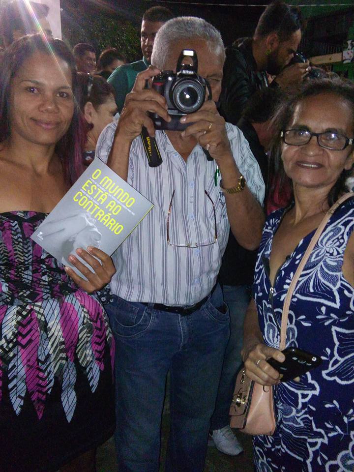 Ed 4 MONTESANTENSE FAZ LANÇAMENTO DO SEU LIVRO EM SUA CIDADE NATAL Presentes e participantes do lançamento