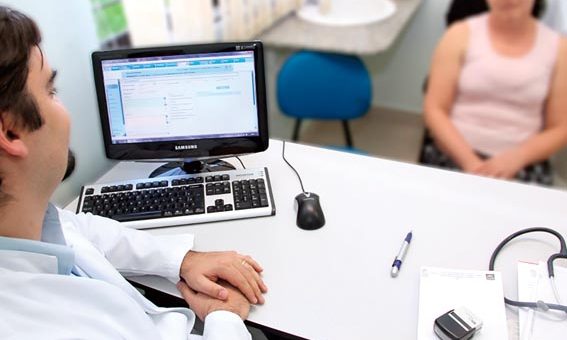 Prontuario eletronico sus 06 10 16 1 PRONTUÁRIO ELETRÔNICO DO SUS - MAIORIA DOS POSTOS DE SAÚDE NÃO CONSEGUE ADOTAR A dois meses de terminar o prazo obrigatório, 80% das unidades de saúde não conseguiram se livrar da papelada e adotar o prontuário eletrônico.