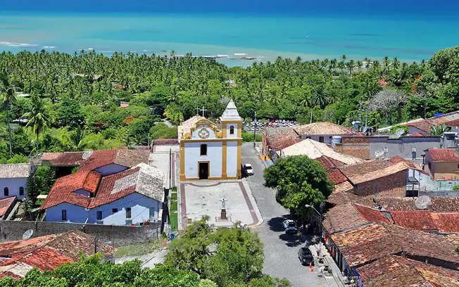 BA3 FÉRIAS - POR QUE VIAJAR PARA A BAHIA EM JANEIRO? Porto Seguro tem atrações para todos os gostos