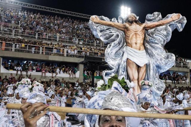 Foto 7 Portela CARNAVAL 2017 - VEJA COMO FOI A ULTIMA NOITE DOS DESFILES NO RIO DE JANEIRO Foto 7 Portela