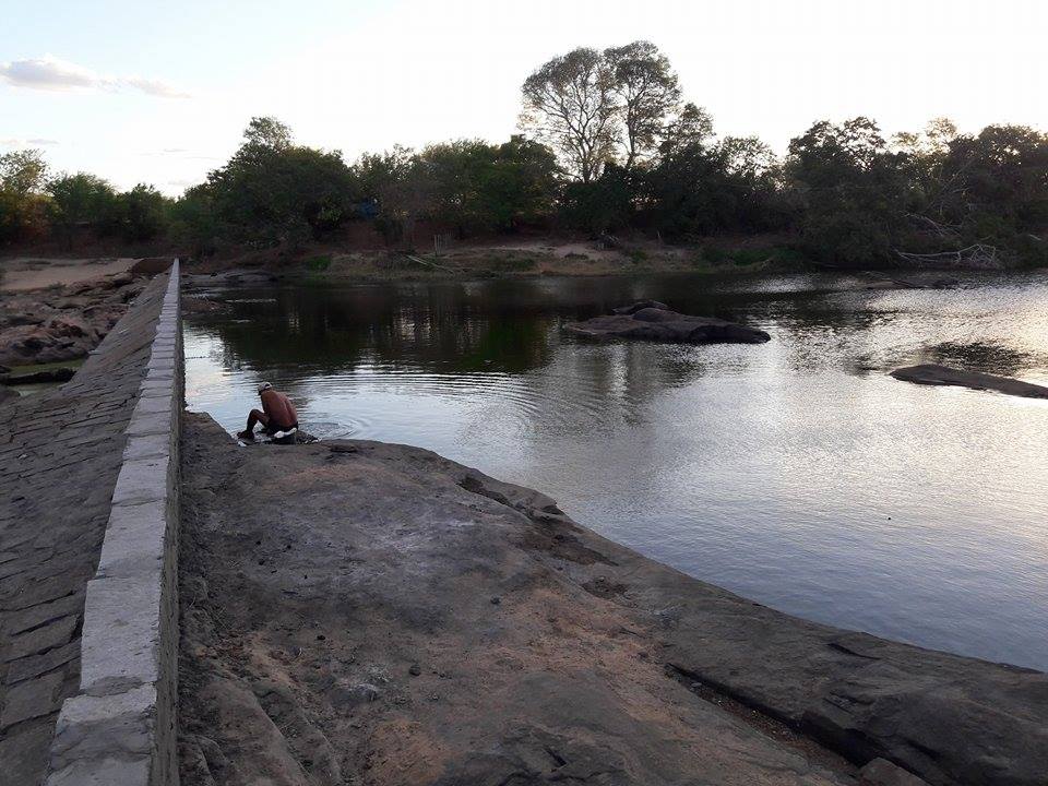 Barragem 2 BARRAGEM DA LESTE EM QUEIMADAS - SERTÃO DA BAHIA Barragem 2