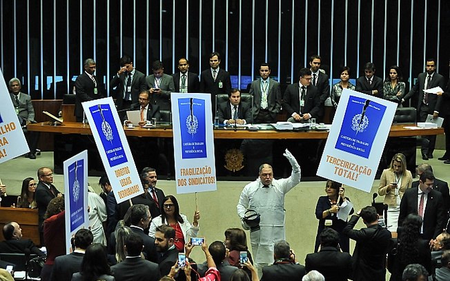 cAMARA 1 CÂMARA DOS DEPUTADOS APROVA TEXTO-BASE DA REFORMA TRABALHISTA cAMARA 1