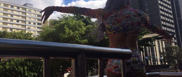 Foto 6 PARADA GAY REÚNE MULTIDÃO EM SÃO PAULO COM 19 TRIOS ELÉTRICOS Foto 6