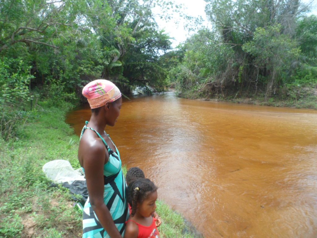 Quilombo 2 INCRA/BA - LAMENTA A MORTE DE 6 TRABALHADORES RURAIS EM LENÇÓIS/BA. Quilombo 2