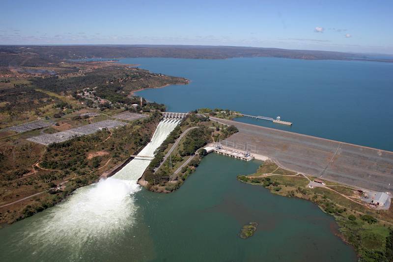 Sobra SITUAÇÃO CRITICA NO RIO SÃO FRANCISCO - O MAIOR RESERVATÓRIO DO NORDESTE ESTA COM 5% DO VOLUME ÚTIL Sobra