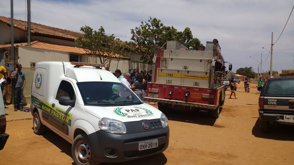 vIGIA 2 VIGIA ATIRA FOGO EM CRECHE MATANDO QUATRO CRIANÇAS EM MINAS GERAIS vIGIA 2