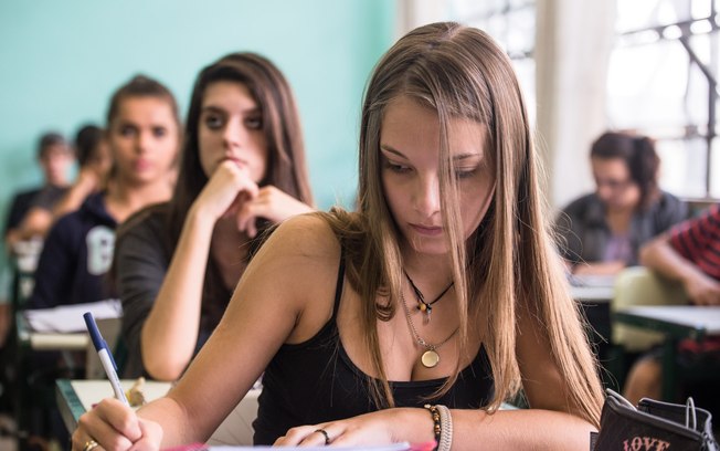 ENEM 2017 ENEM 2017- NÃO DÊ BOBEIRA: SAIBA O QUE PODE FAZER VOCÊ ZERAR A PROVA ENEM 2017
