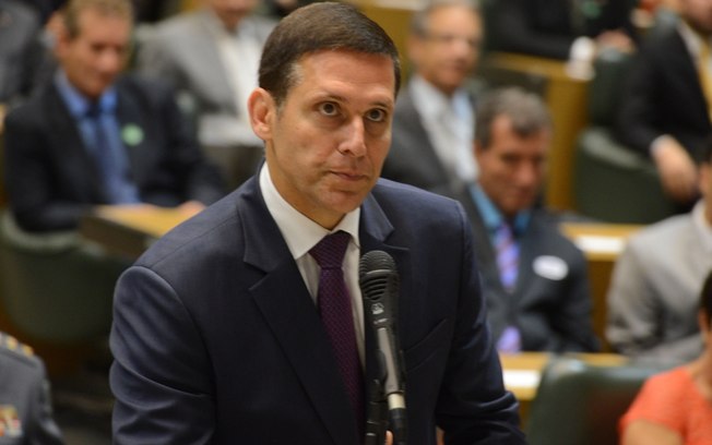 Capez MINISTÉRIO PÚBLICO DE SÃO PAULO DENUNCIA 9 POR ENVOLVIMENTO COM A “MÁFIA DA MERENDA” Capez