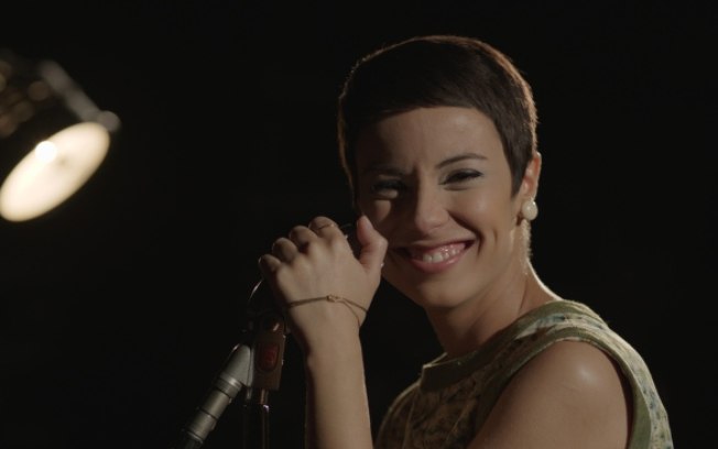 7 Elis EDIR MACEDO E AS PERSONALIDADES BRASILEIRAS QUE GANHARAM AS TELAS DE CINEMA 7 Elis