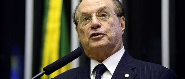 MALUF PAULO MALUF É CASSADO PELA CÂMARA DOS DEPUTADOS MALUF