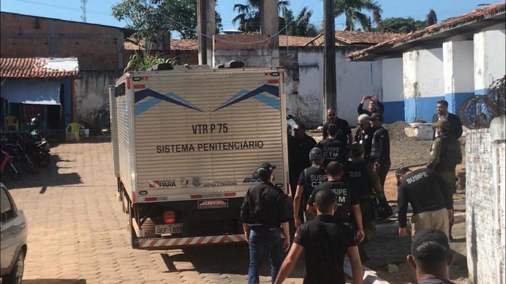 Presos PRESOS DE ALTAMIRA SÃO MORTOS DENTRO DE CAMINHÃO DURANTE TRANSFERÊNCIA PARA BELÉM Presos