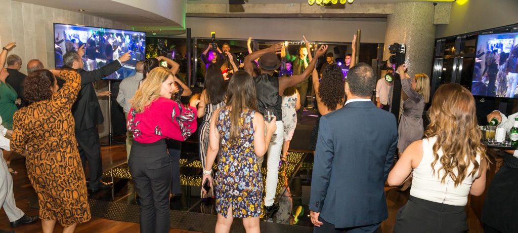 4 Pista de dança CVG-SP REALIZA FESTA DE CONFRATERNIZAÇÃO E CELEBRA CONQUISTAS 4 Pista de dança