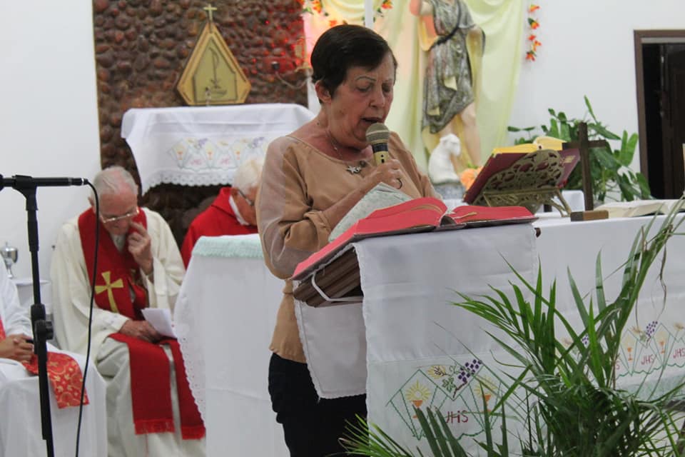 Prefeita PADRE LUIZ TONETTO 80 ANOS DE VIDA E 55 ANOS DE SACERDÓCIO UNIDO DE FÉ NA DIOCESE DE SENHOR DO BONFIM/BA Prefeita