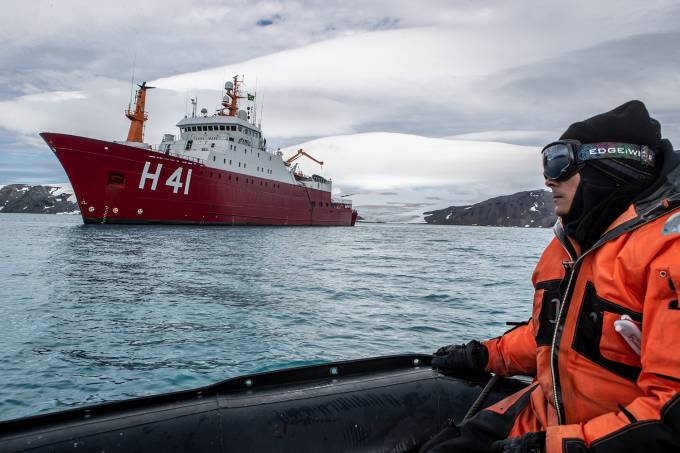 antar ANTÁRTICA - A REINAUGURAÇÃO PREVISTA PARA HOJE FOI ADIADA antar