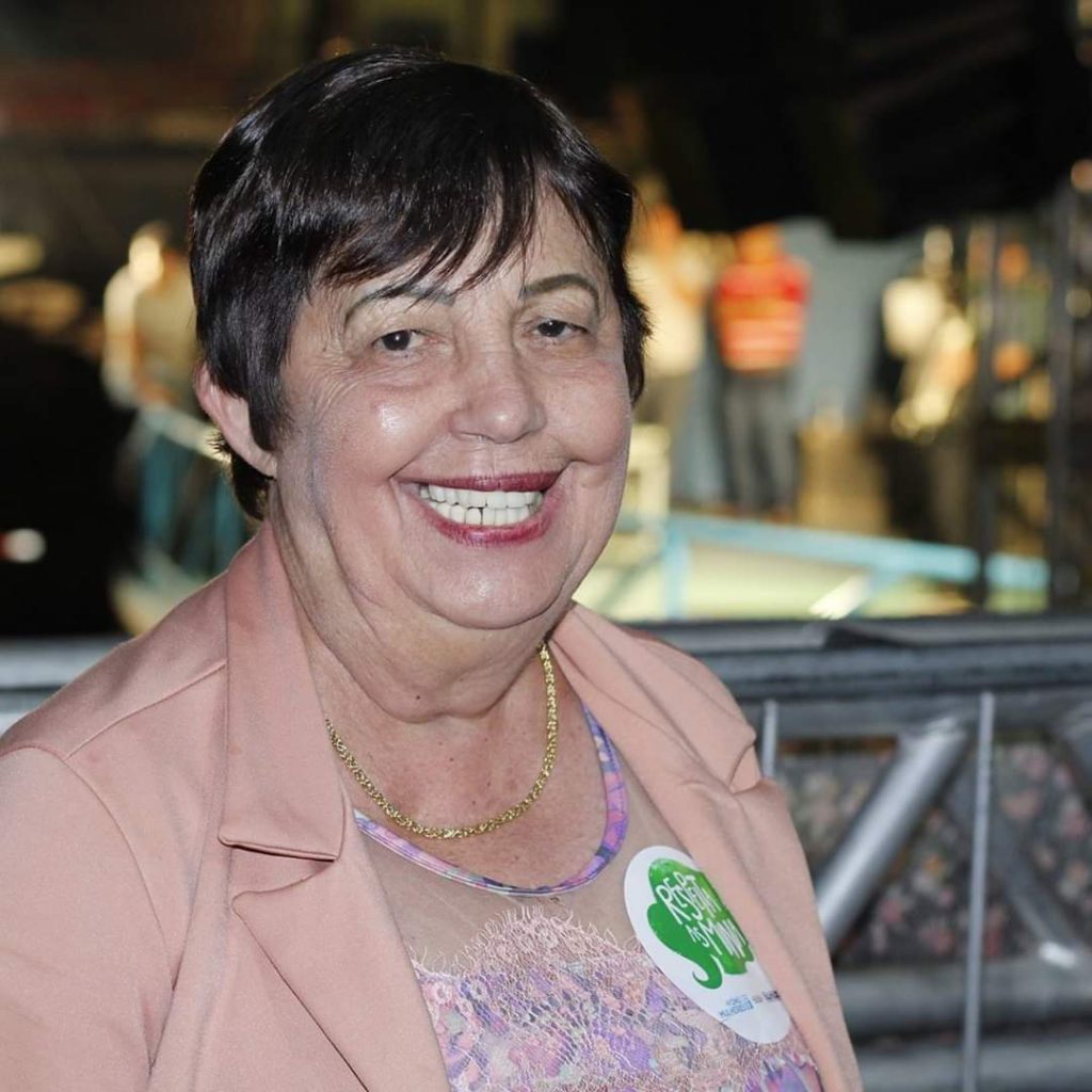 cecili PREFEITA DE ITIÚBA/BA SAI NA FRENTE E ANUNCIA REAJUSTE DE 12,84% NO PISO SALARIAL DOS PROFESSORES DA REDE MUNICIPAL cecili