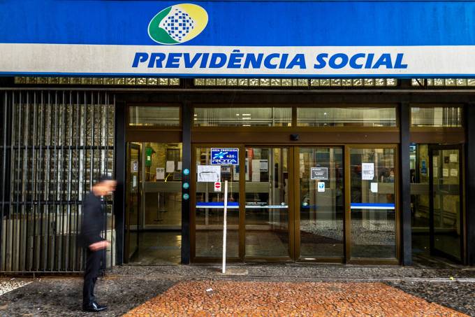 inss INSS DEVE PAGAR PELO TEMPO QUE O SEGURADO ESPERAR PELA APOSENTADORIA inss