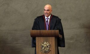 armas proibido desenho SUPREMO TRIBUNAL FEDERAL - STF - PROÍBE PORTE DE ARMAS DE FOGO EM BRASILIA armas proibido desenho