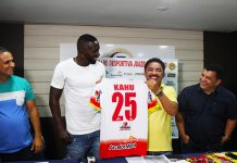 Kanu foi apresentado oficialmente à Juazeirense