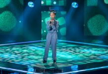 Luisa Martins, de 11 anos, abriu a segunda noite de Audições às Cegas do 'The Voice Kids' — Foto: Artur Meninea/Gshow