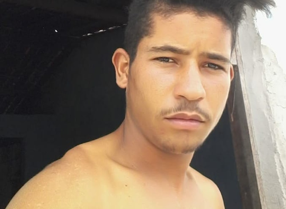 Lucas Santos da Cruz desapareceu durante banho em açude em Itiúba — Foto: Arquivo Pessoal