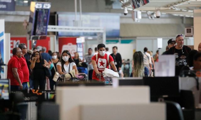 200771 3 Movimento nos aeroportos deve ser 41% menor neste fim de ano 200771 3