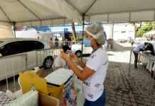 Covid-19: Bruno Reis anuncia vacinação de pessoas a partir de 52 anos na quinta-feira em Salvador — Foto: Valter Pontes/Secom